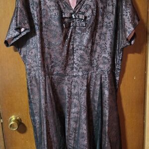 Elegant Floral Patterned Dress